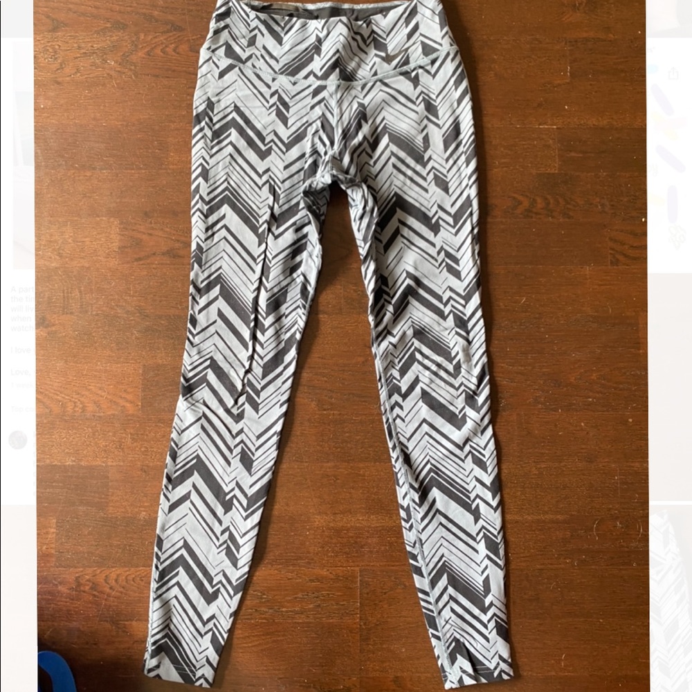 Patterned Nike Dri Fit Leggings